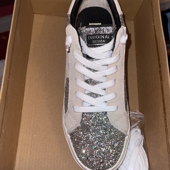 Vintage Havana Rency Star Sneakers In Silver - Picture 3 of 8